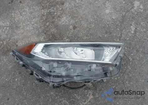 2019 Toyota Rav4 Xle z USA, uszkodzony, nr VIN 2T3P1RFV5KW046926